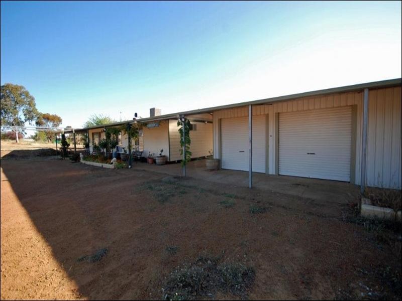 272 Bullara Street, Cuballing WA 6311