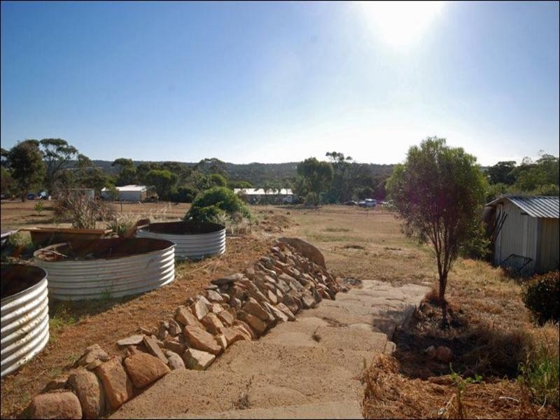 272 Bullara Street, Cuballing WA 6311