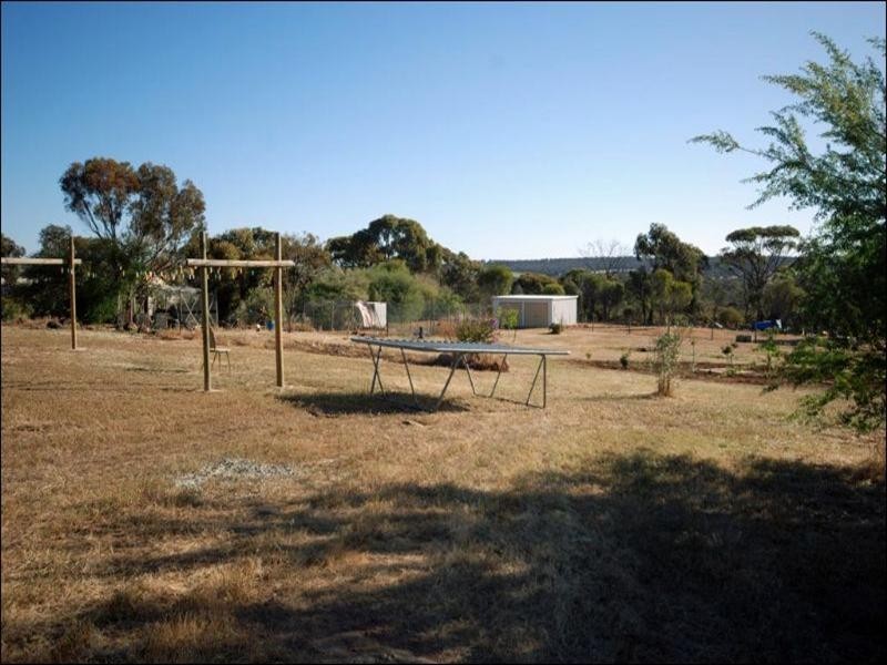 272 Bullara Street, Cuballing WA 6311