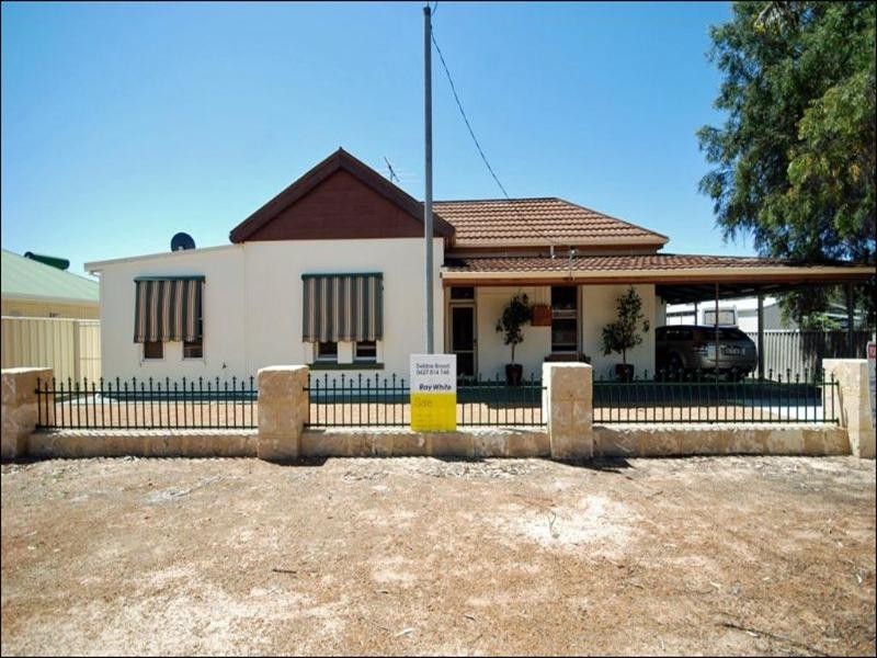 12 Tarbet Street, Wagin WA 6315