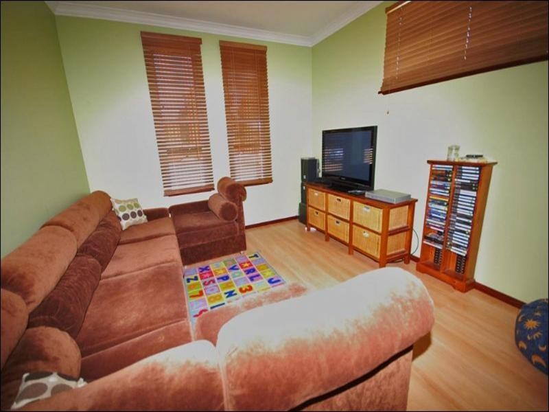 12 Tarbet Street, Wagin WA 6315