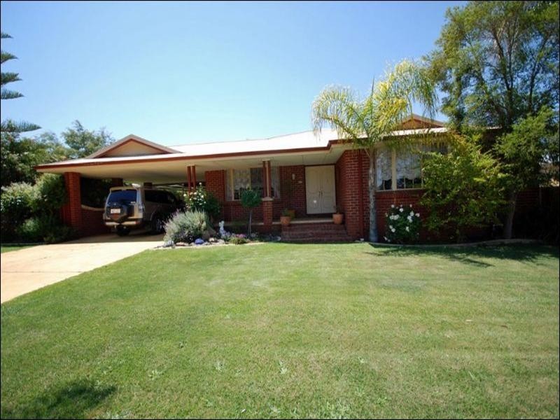 25 Havelock Street, Narrogin WA 6312