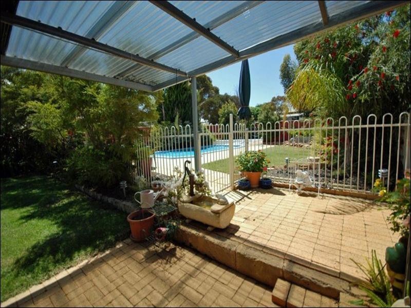 25 Havelock Street, Narrogin WA 6312