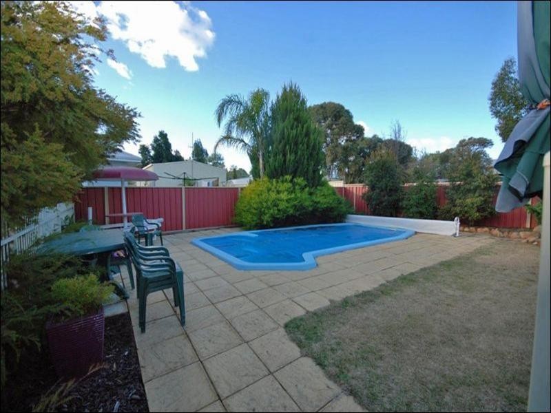 25 Havelock Street, Narrogin WA 6312