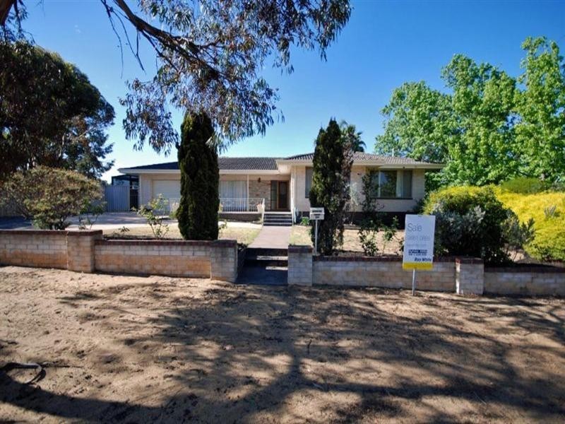 134 Clayton Road, Narrogin WA 6312