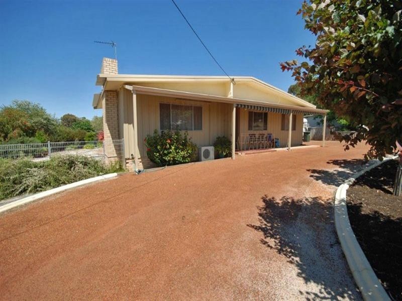 3 Sydney Hall Way, Narrogin WA 6312