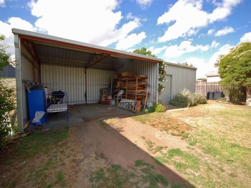 11 Grant Street, Narrogin WA 6312