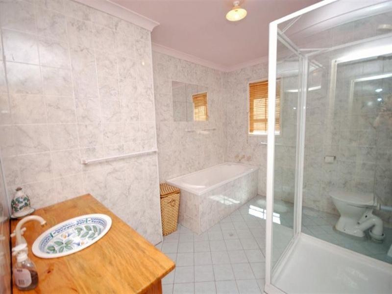 2 Falcon Street, Narrogin WA 6312