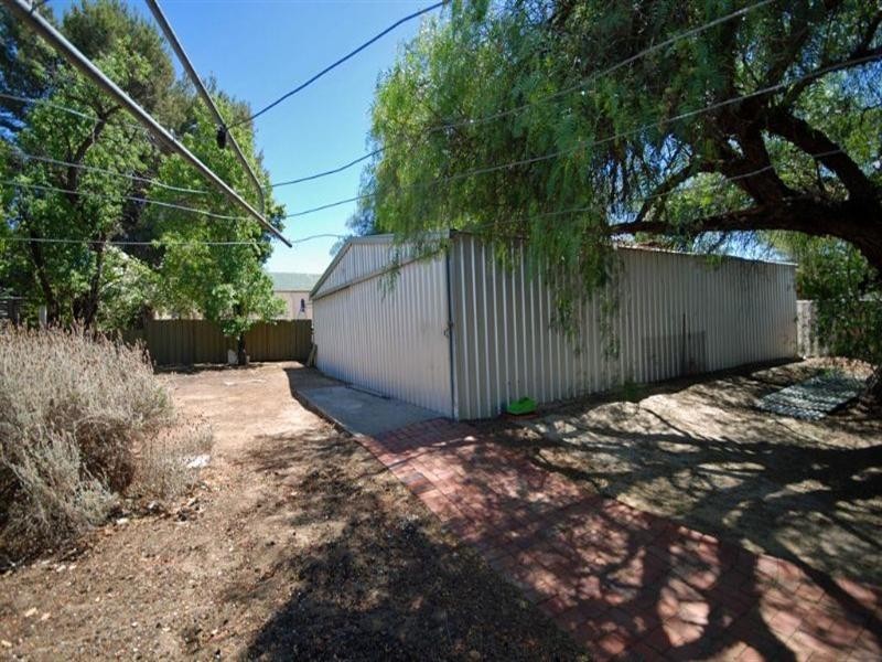 2 Falcon Street, Narrogin WA 6312