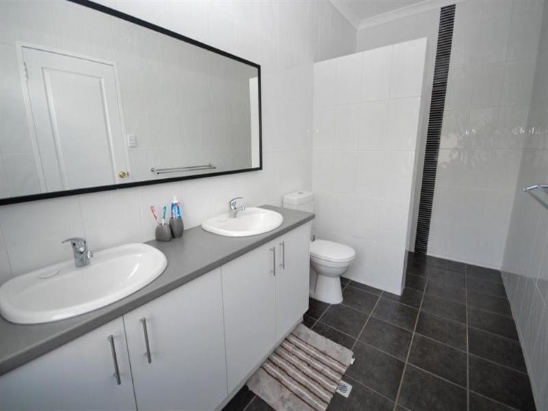 5 Ingram Lane, Wagin WA 6315