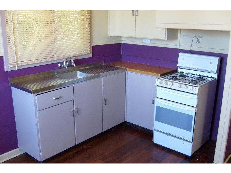 84 Fox Street, Narrogin WA 6312