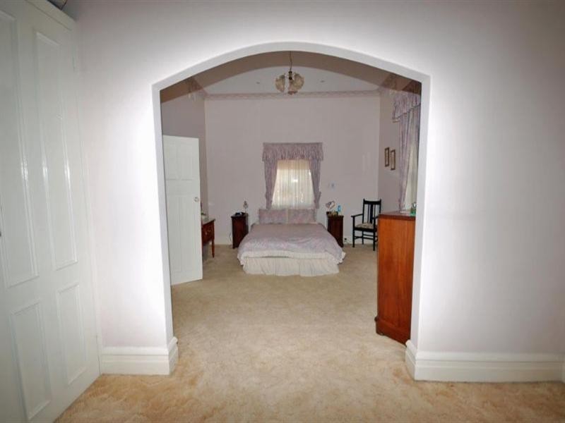 8 Hansard Street, Narrogin WA 6312