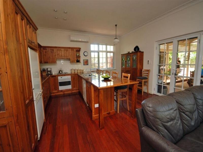 17 Havelock Street, Narrogin WA 6312