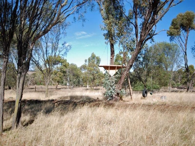 111 Hart Street, Narrogin WA 6312