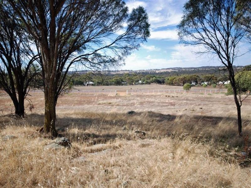 111 Hart Street, Narrogin WA 6312