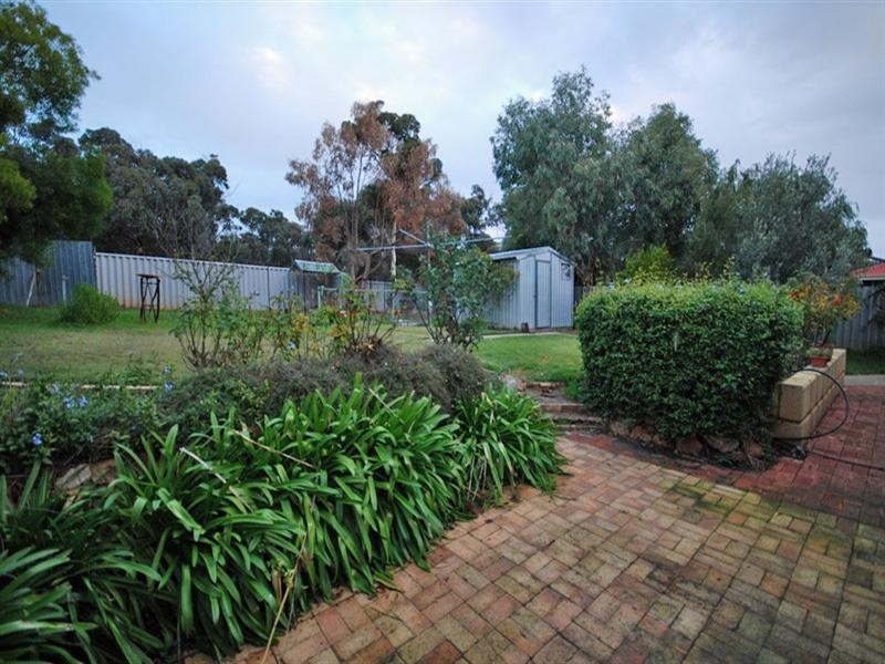 21 Hough Street, Narrogin WA 6312