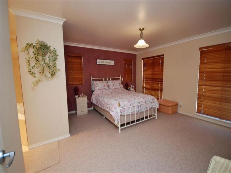 80 Johnston Street, Wagin WA 6315