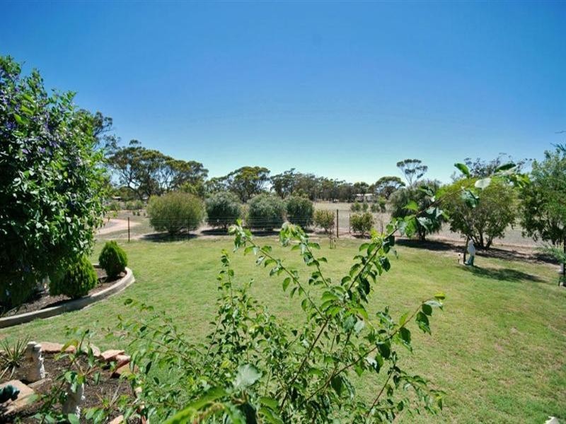80 Johnston Street, Wagin WA 6315