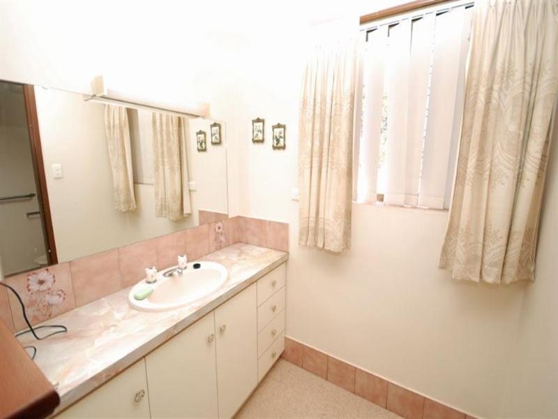 43 Narrakine Road, Narrogin WA 6312