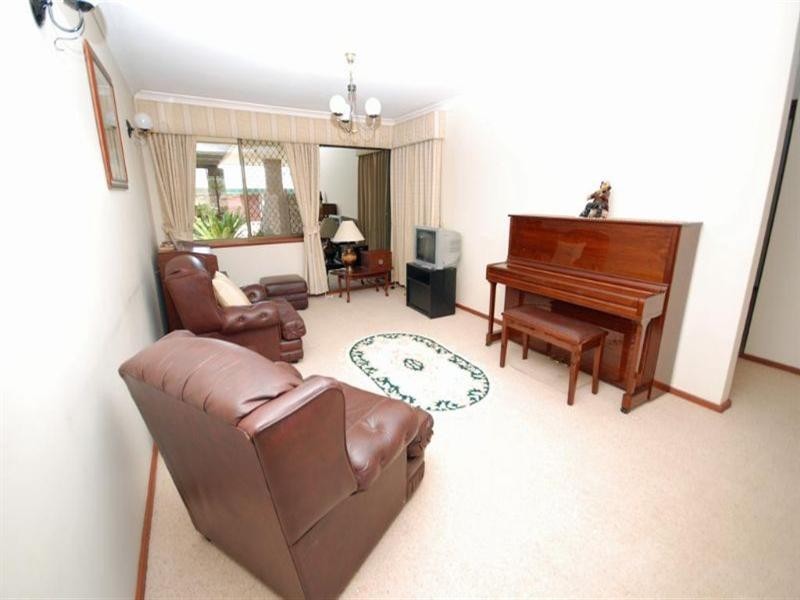 43 Narrakine Road, Narrogin WA 6312