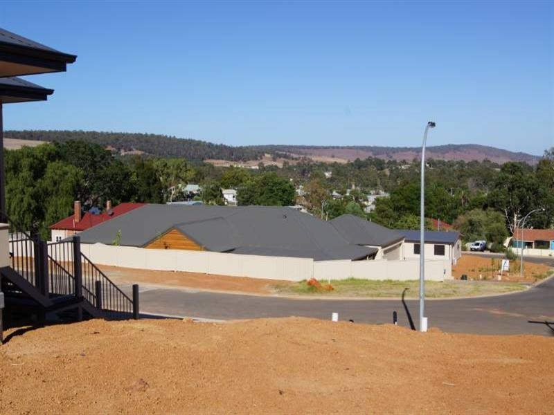 26 Sandalwood Place, Boddington WA 6390