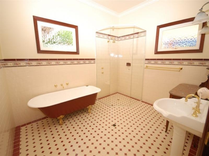 8 Falcon Street, Narrogin WA 6312