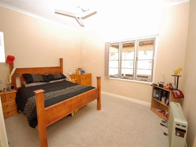 53 Clayton Road, Narrogin WA 6312