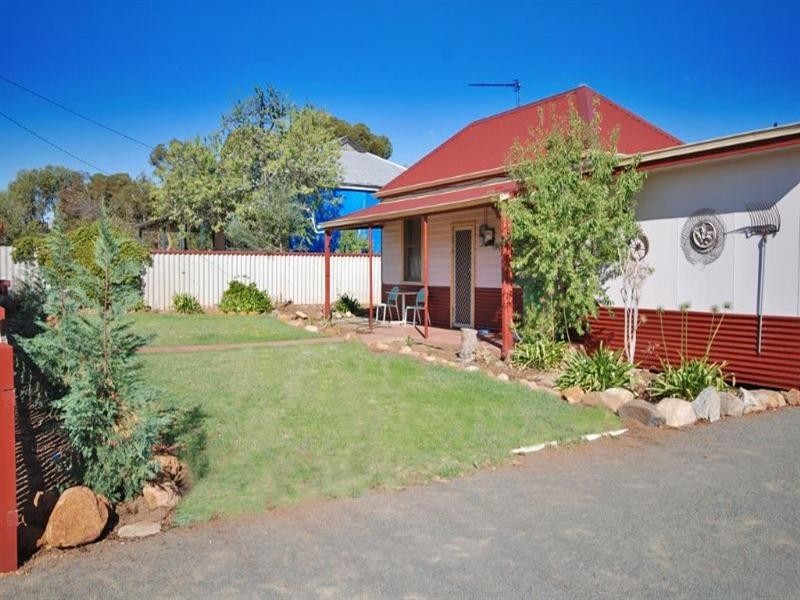18 Northwood Street, Narrogin WA 6312