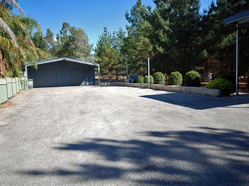 182 Narrakine Road, Narrogin WA 6312