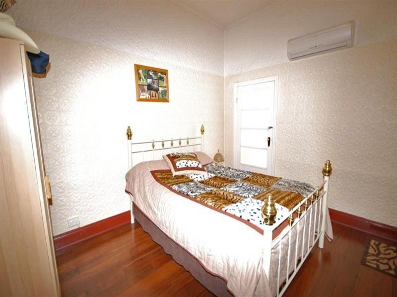 16 Dellar Street, Narrogin WA 6312