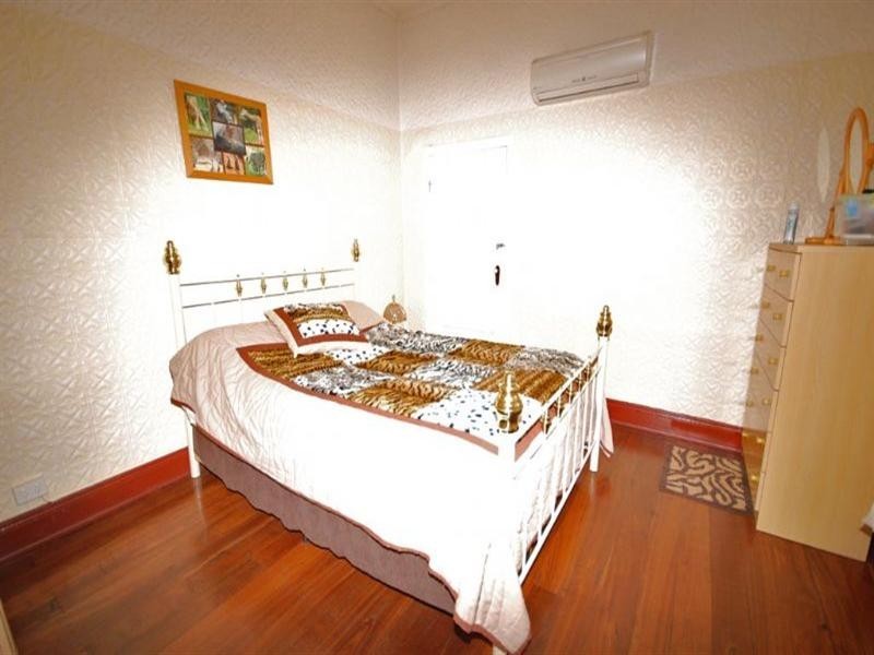 16 Dellar Street, Narrogin WA 6312