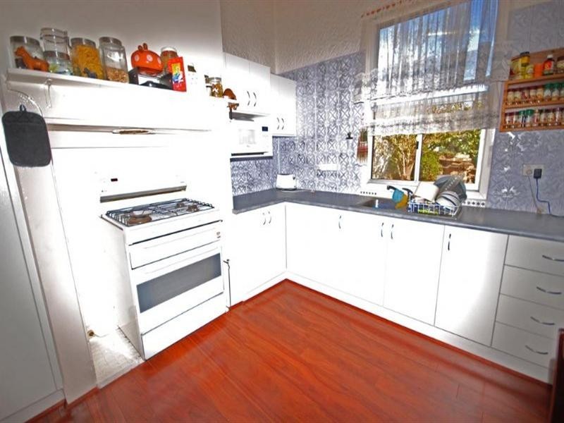 16 Dellar Street, Narrogin WA 6312