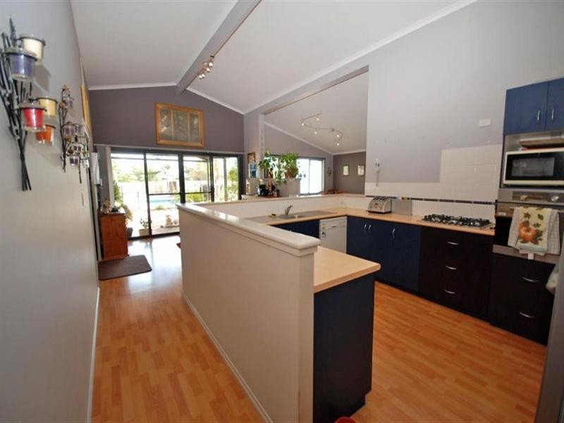 25 Hansard Street, Narrogin WA 6312