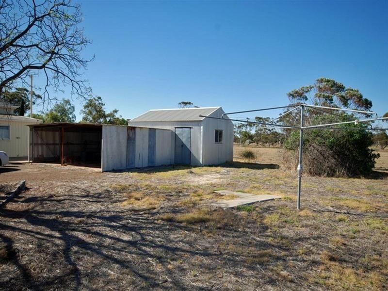 13 Tudor Street, Wagin WA 6315