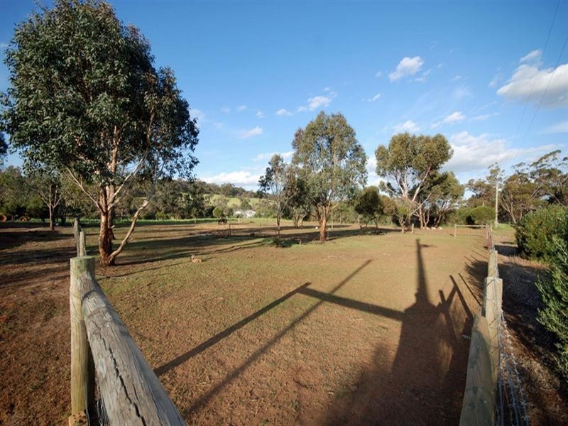 229 Richmond Street, Williams WA 6391