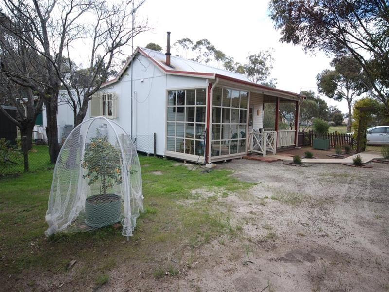19 and 21 Johnston Street, Wickepin WA 6370
