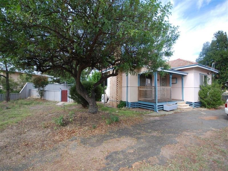 64 Bannister Street, Narrogin WA 6312