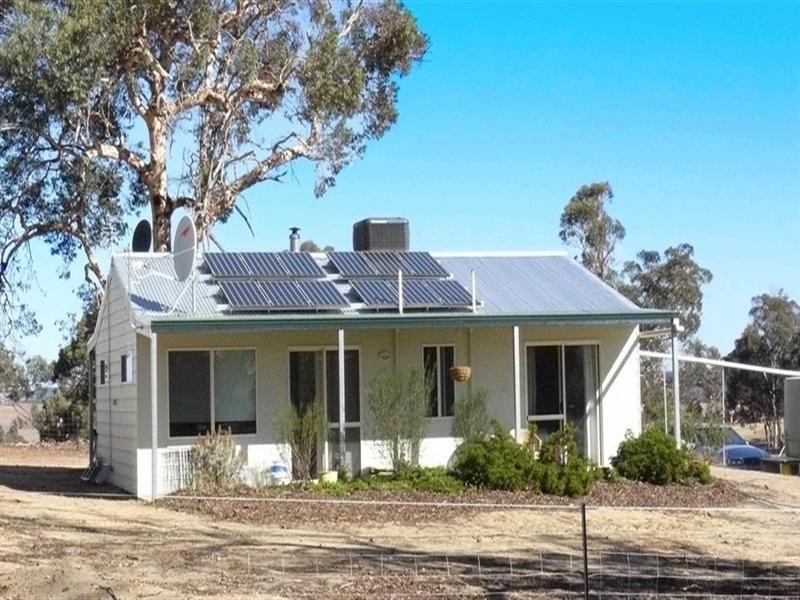 Lot 15624 Yornanning Road, Cuballing WA 6311