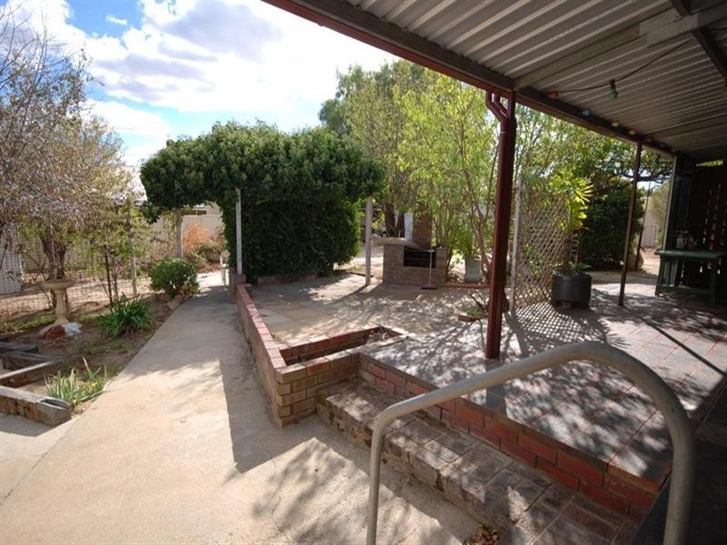 22 Argus Street, Narrogin WA 6312