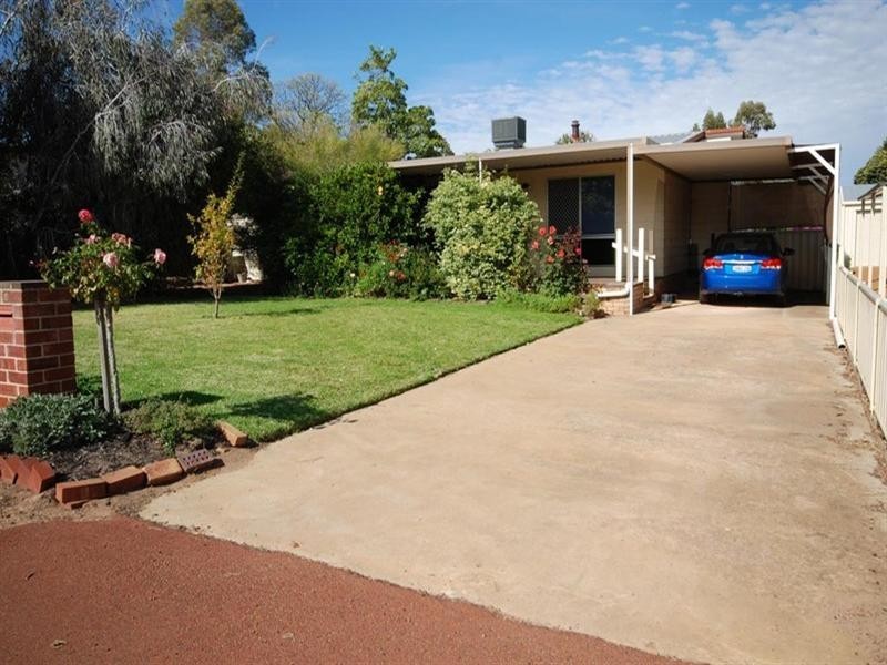 28 Hansard Street, Narrogin WA 6312