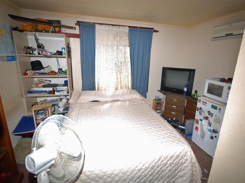 36 and 48 Howard Street, Popanyinning WA 6309