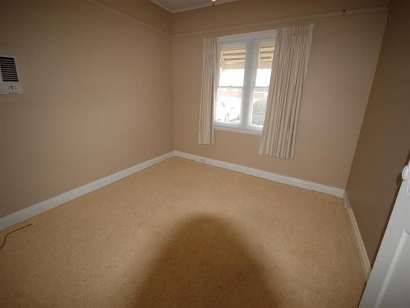 27 Clayton Road, Narrogin WA 6312