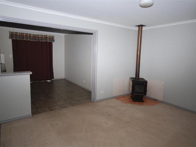 35 Derby Street, Cuballing WA 6311