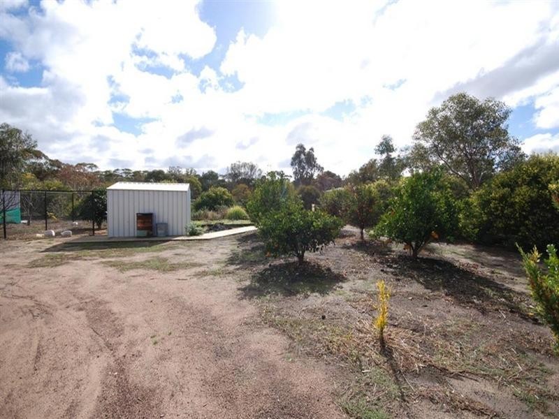 35 Derby Street, Cuballing WA 6311