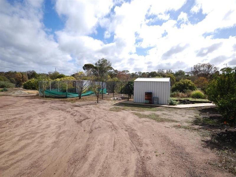 35 Derby Street, Cuballing WA 6311