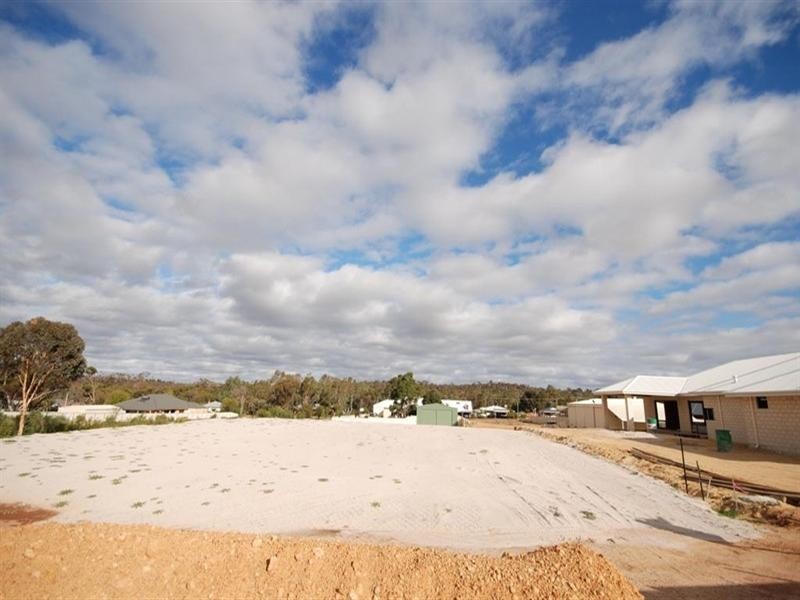 97 Forrest Street, Narrogin WA 6312