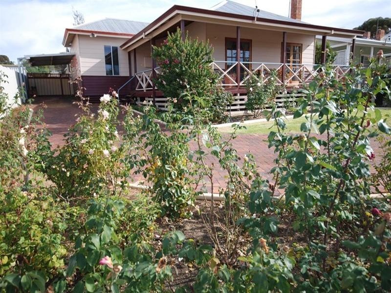 22 Floreat Street, Narrogin WA 6312