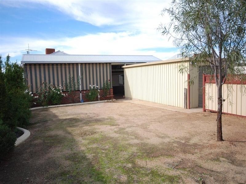 22 Floreat Street, Narrogin WA 6312