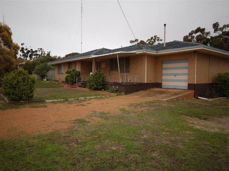 45 Queen Street, Pingelly WA 6308