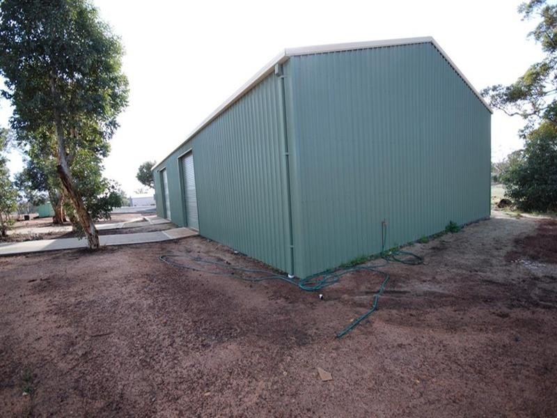 271 Lydeker Way, Narrogin WA 6312